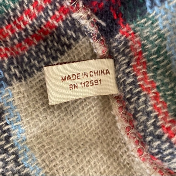 Cozy Plaid Shawl Poncho - Picture 6 of 7